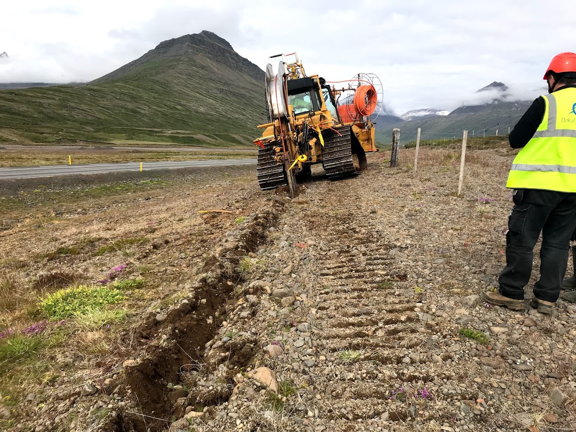  Lagningu ljósleiðara á milli Reyðarfjarðar og Berufjarðar er lokið 